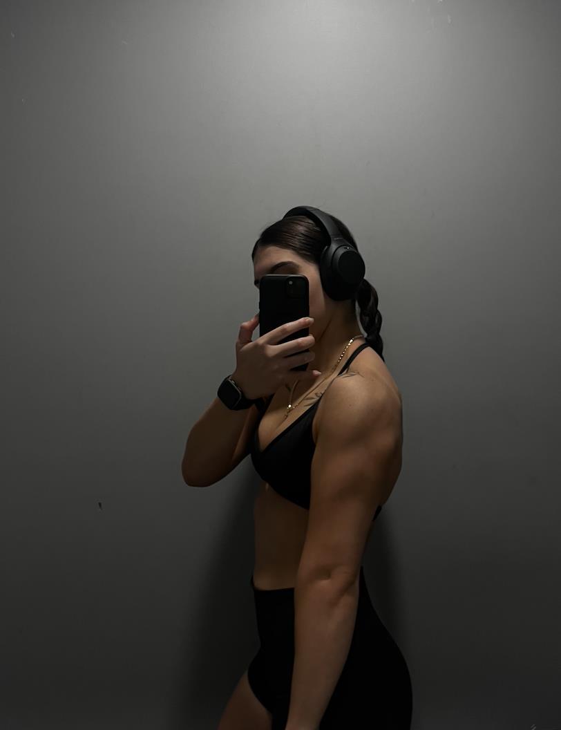 Alexis 